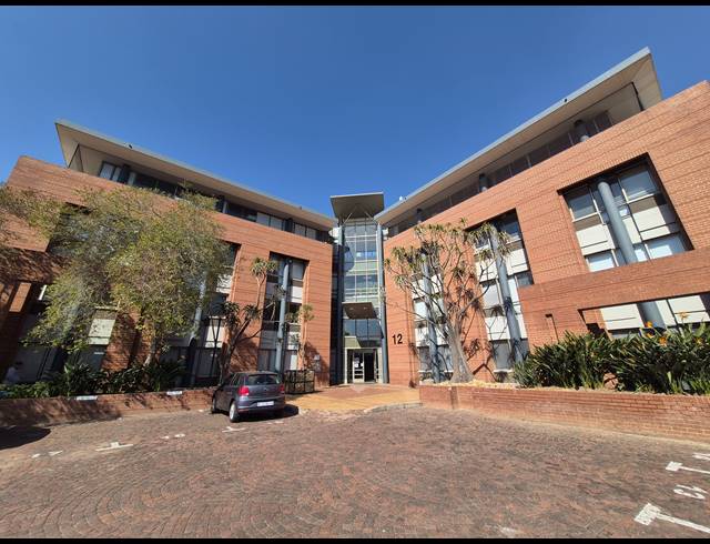 338M² OFFICE TO LET IN WOODMEAD